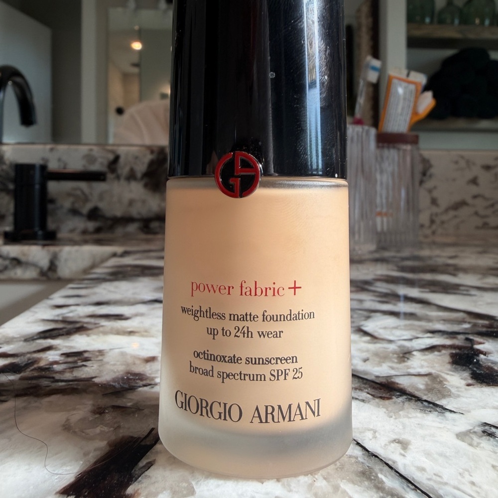Giorgio Armani Power Fabric Matte Foundation - 4.5